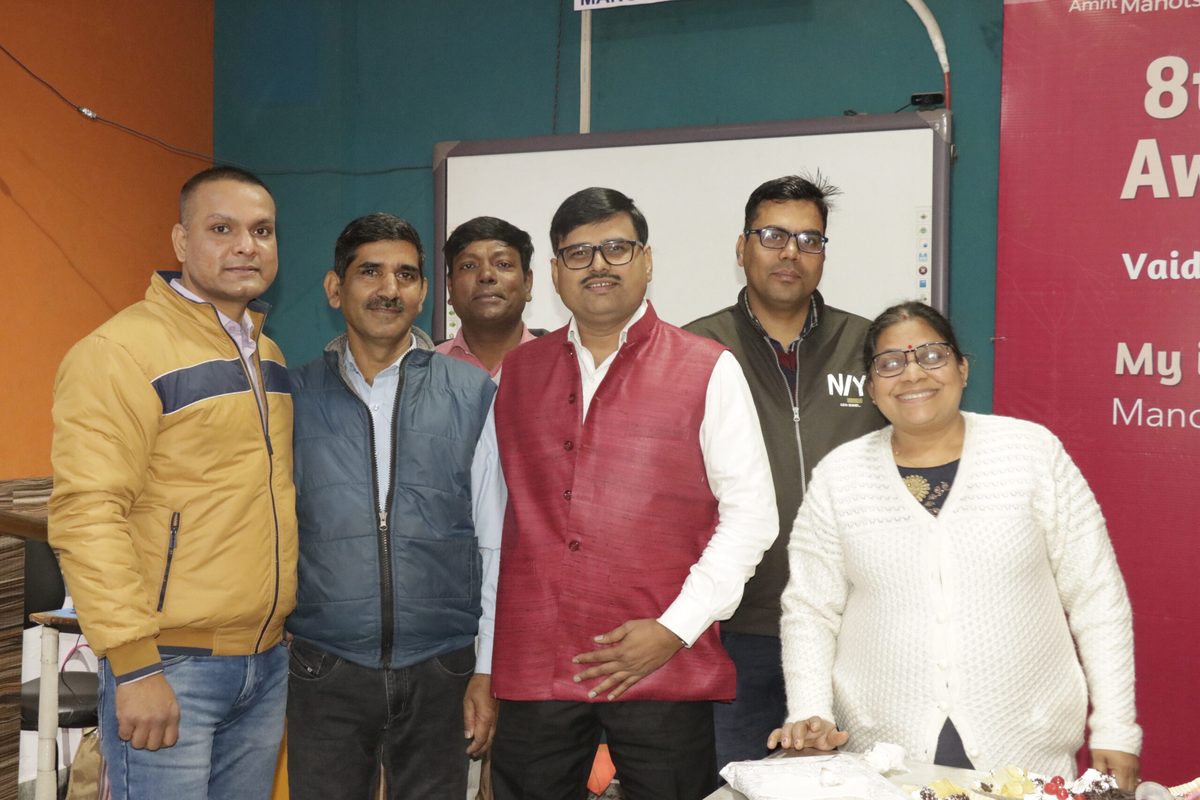 Dr. Alok with Manovikas students